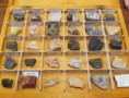 /album/a26-11-zkoumame-horniny-a-mineraly/geolog-7-jpg/